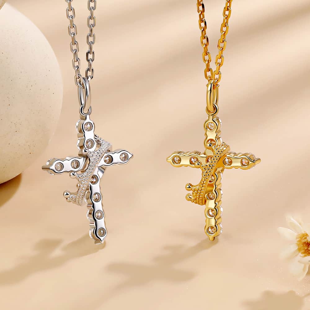 S925 Moissanite Crown Cross Necklace – 18K gold-plated sterling silver, fully pavé-set sparkling pendant, a fashionable piece of jewelry suitable for both men and women, a perfect gift for him. - Image 5