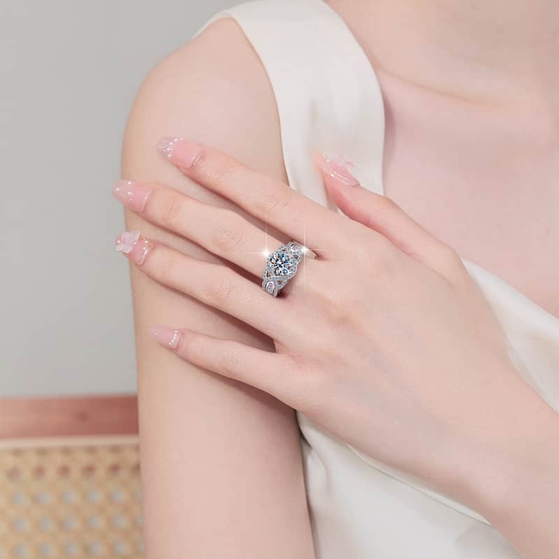 2-carat oval moissanite engagement ring – 925 sterling silver women's promise ring, hypoallergenic fashion jewelry gift - Image 7