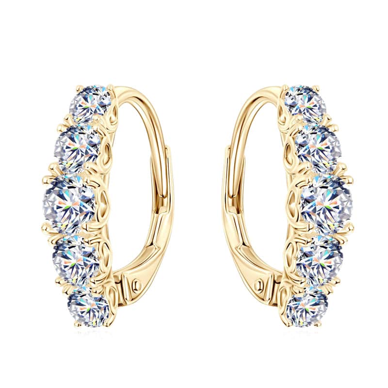 .S925 Sterling Silver Moissanite Heart-Shaped Clip-on Earrings, Women's Style – 0.9 Carat, Hypoallergenic, Sparkling and Simple Jewelry, Gold and Silver Material, 2025 Summer Fashion Style. - Image 2