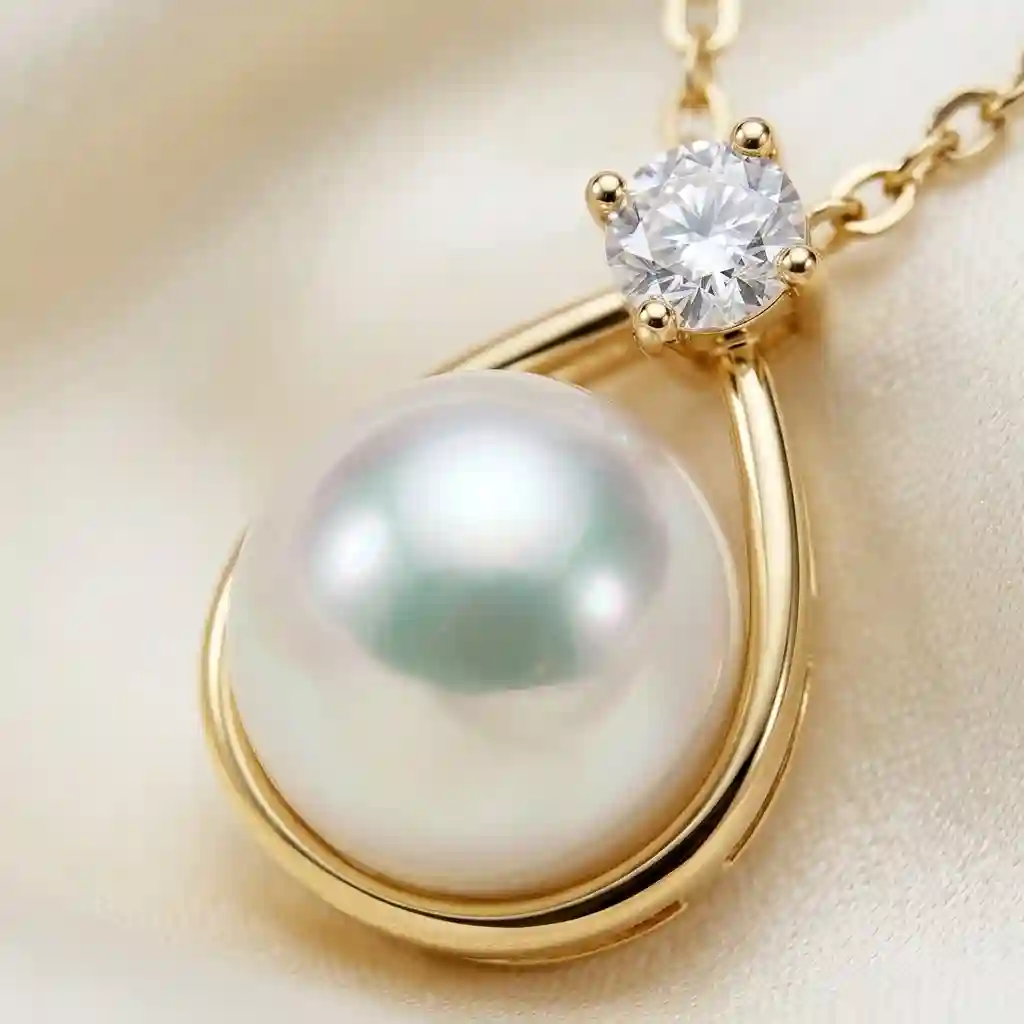 Close-up macro of ML-1004 gold pendant showing pearl luster and diamond clarity - pearl pendant necklace