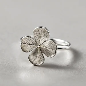 Four leaf clover ring sterling silver macro hero
