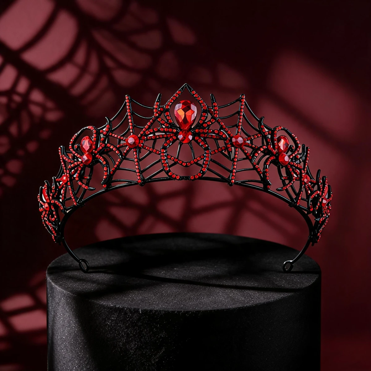 Halloween spider crown design story