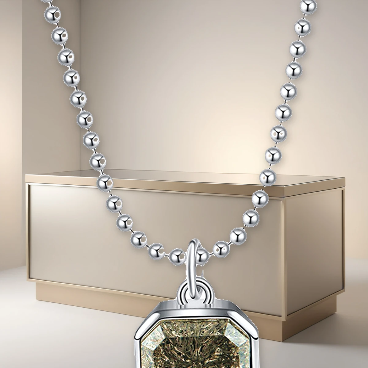 Material detail showing S925 silver smoky quartz pendant