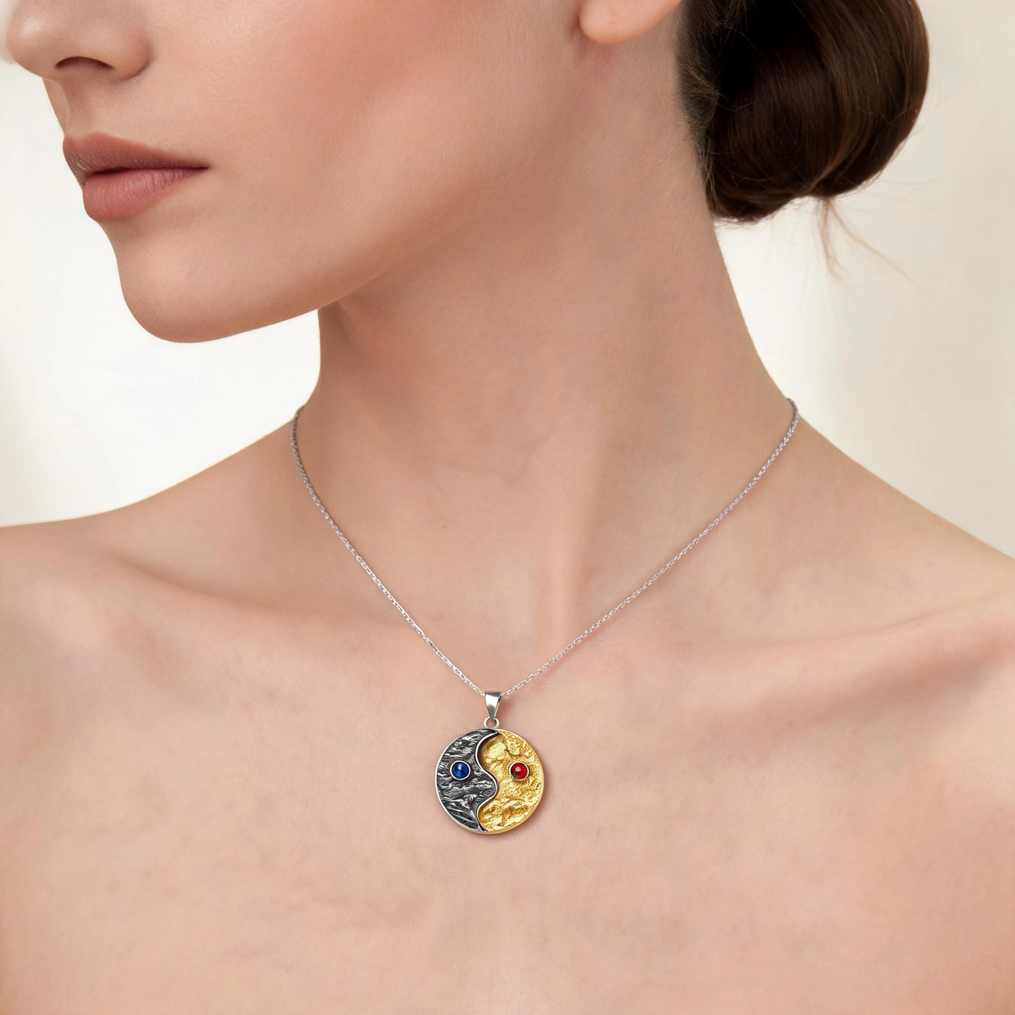 Western model wearing the 925 silver ocean heart pendant necklace
