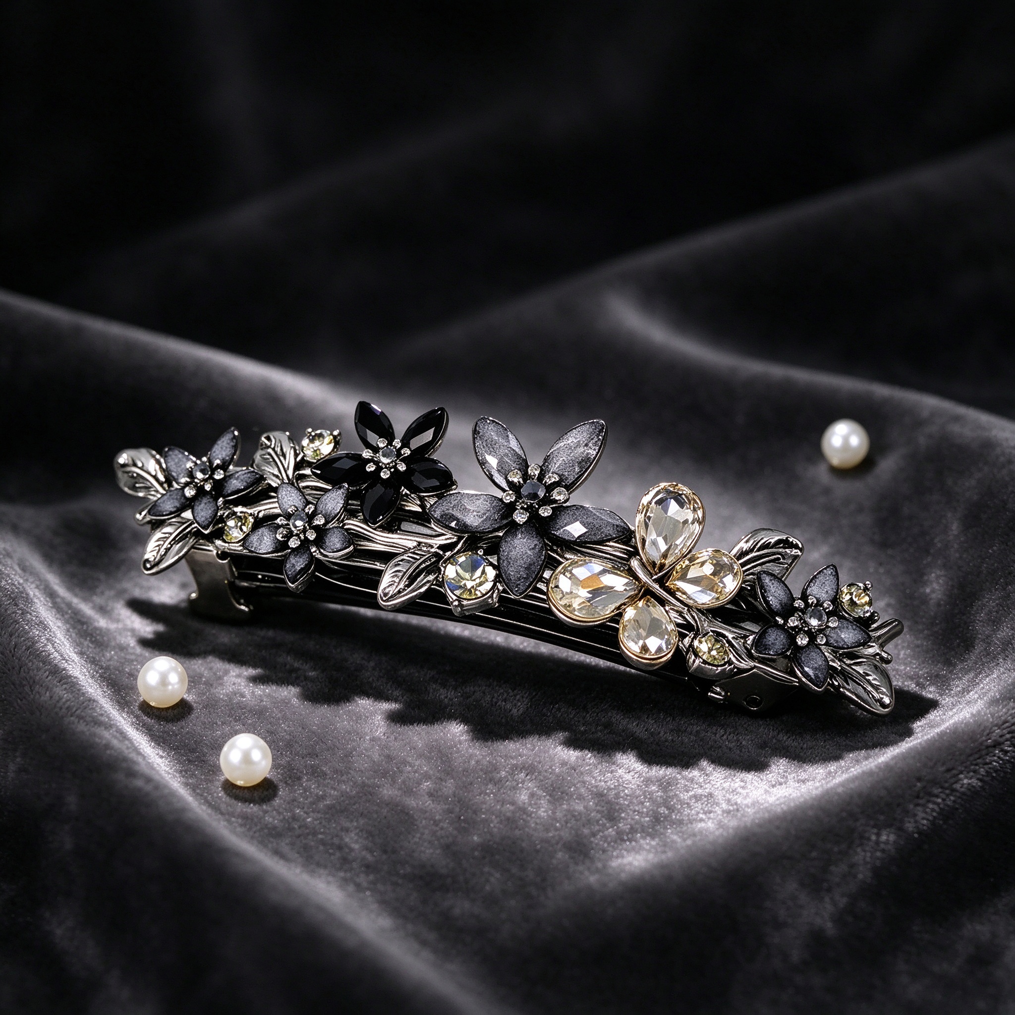 Design inspiration for the vintage flower hair clip with clear rhinestones